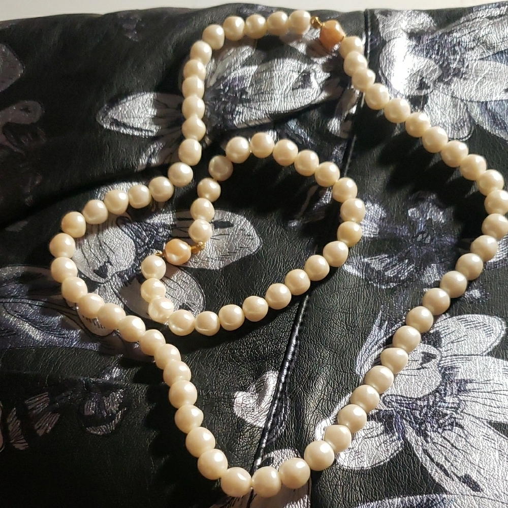 Vintage Fresh Water Pearl Necklace & Bracelet Set